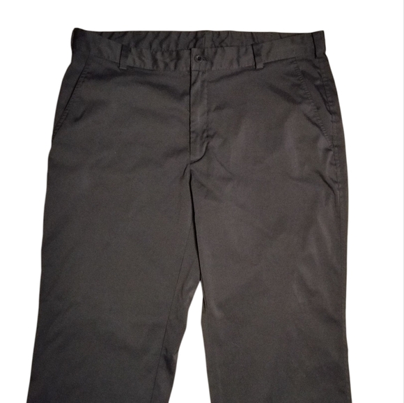 Nike Golf Charcoal Black Lightweight Pockets Size 36X30 Button Zip - Picture 2 of 10